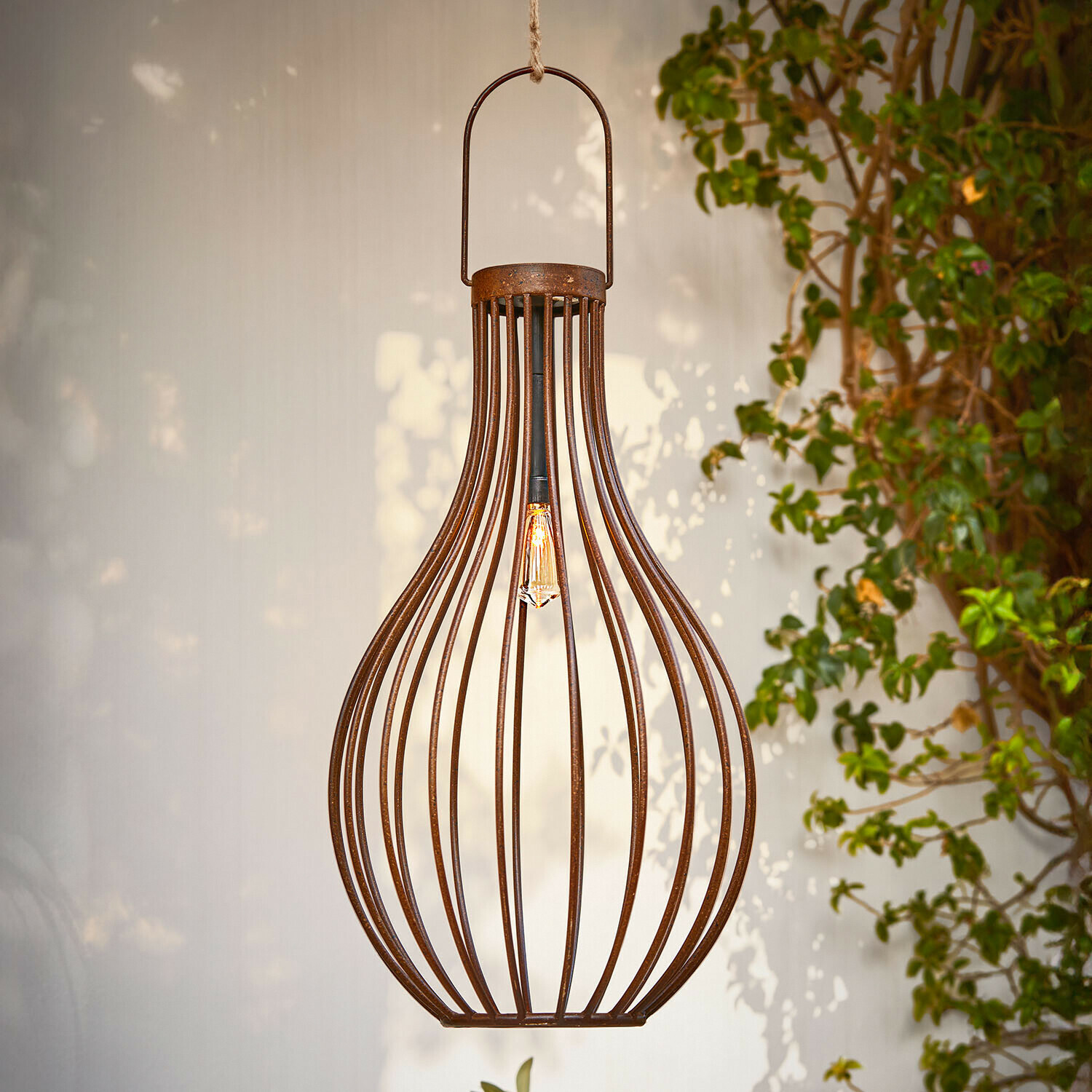 Lampada Falirah Lampada a sospensione in metallo arrugginito a forma di pera con lampadina visibile, luce decorativa da giardino