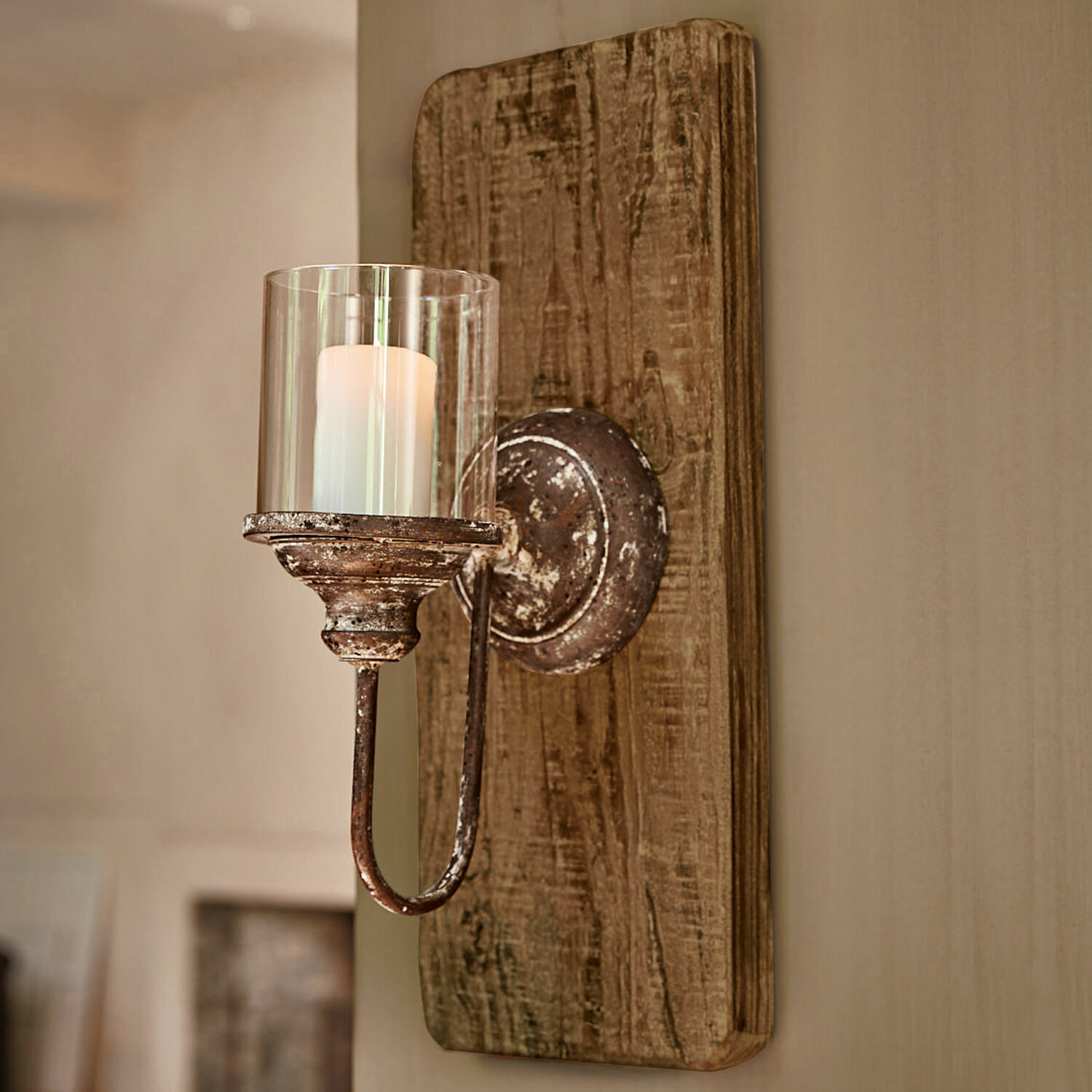 Portacandela da parete Vios Applique rustico in metallo e legno marrone con protezione per candela per decorazione da parete