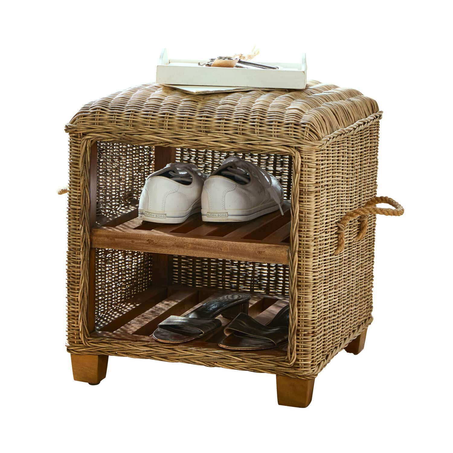 Sgabello Merveillette Mobile porta scarpe in rattan naturale con due ripiani in legno e maniglie, arredo funzionale