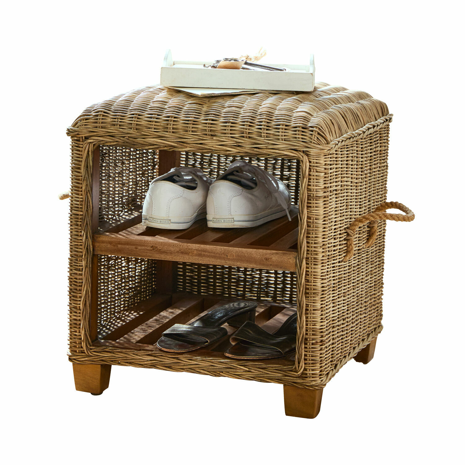 Sgabello Merveillette Mobile porta scarpe in rattan naturale con due ripiani in legno e maniglie, arredo funzionale