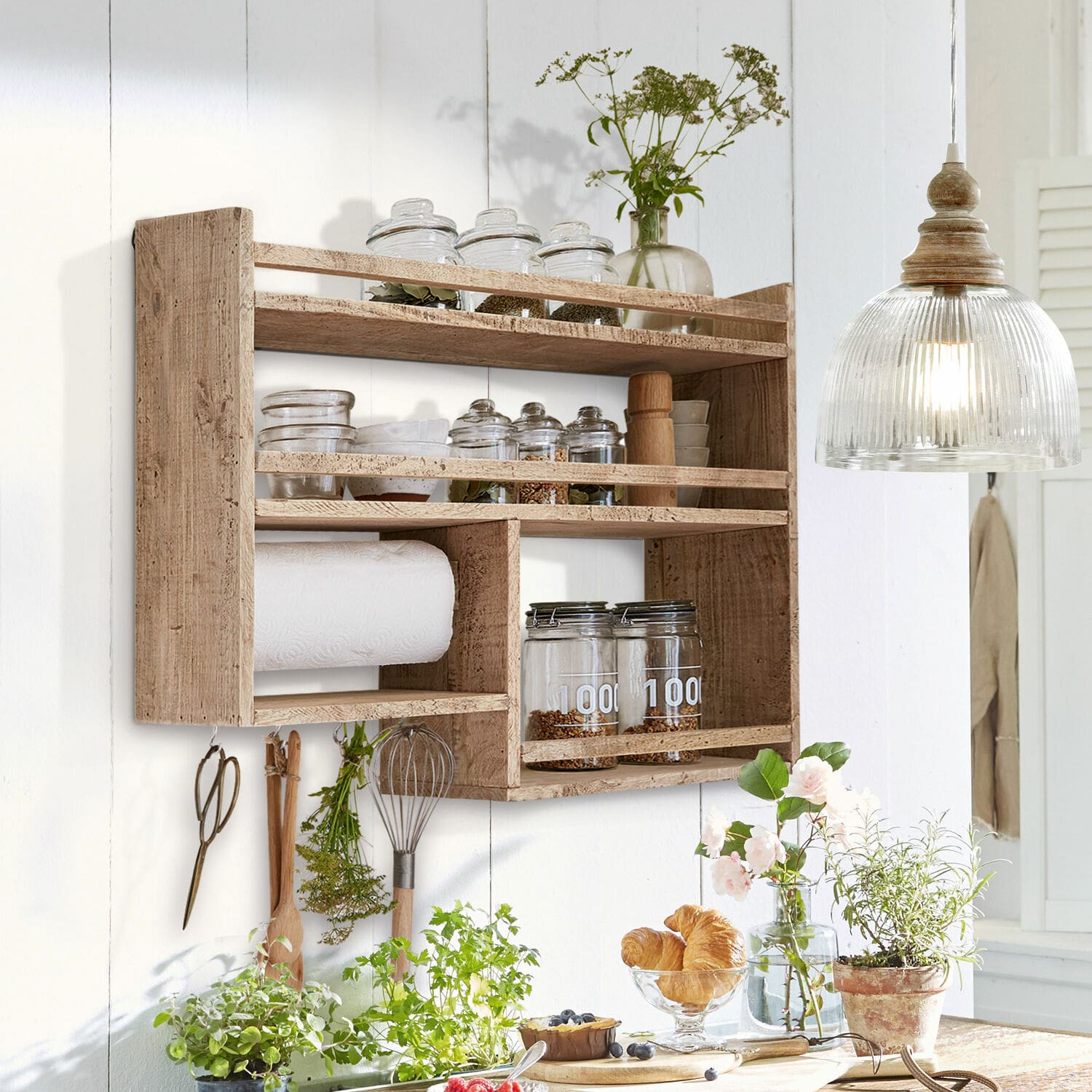 Portaspezie da parete Loré Mensola da parete rustica in legno con spazio per spezie e porta rotolo da cucina