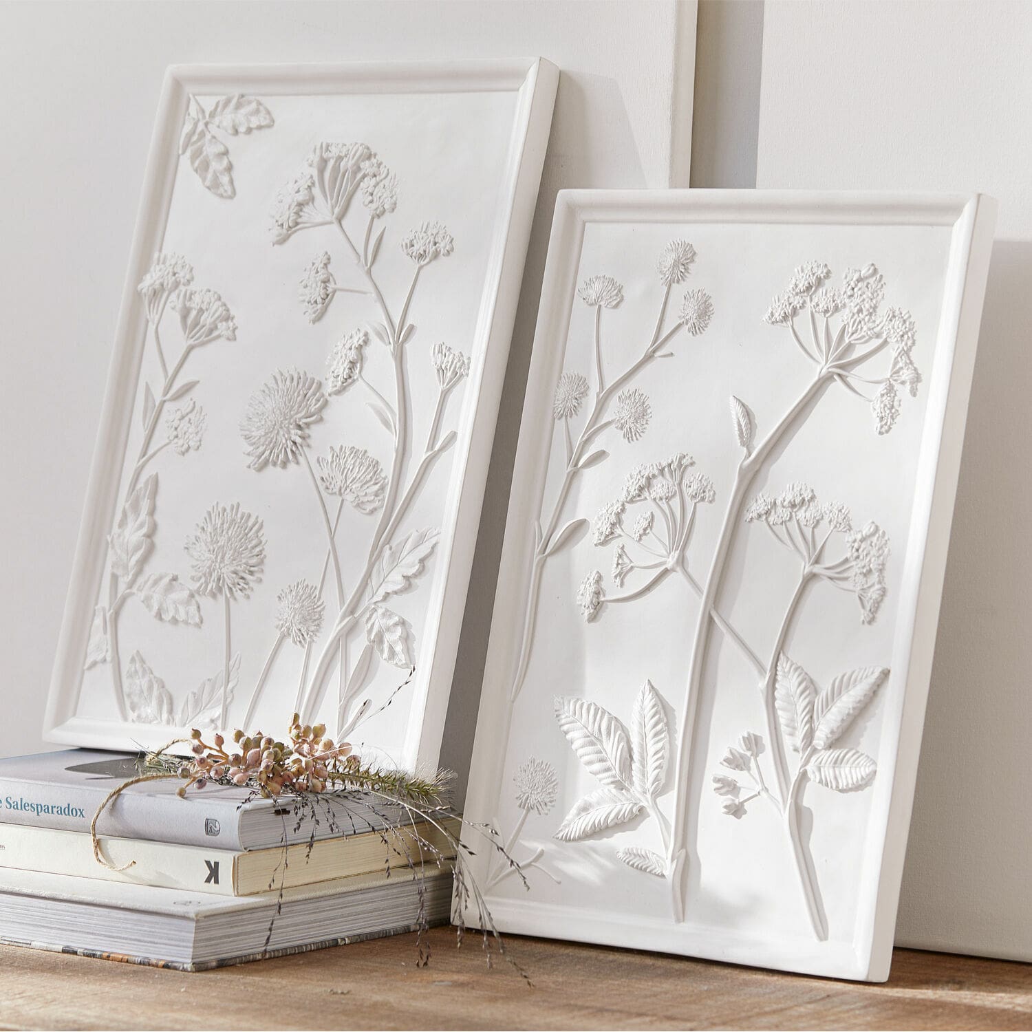 Coppia di pannelli decorativi Carrefour Pannelli da parete in ceramica bianca con rilievo floreale, decorazione naturale per interni
