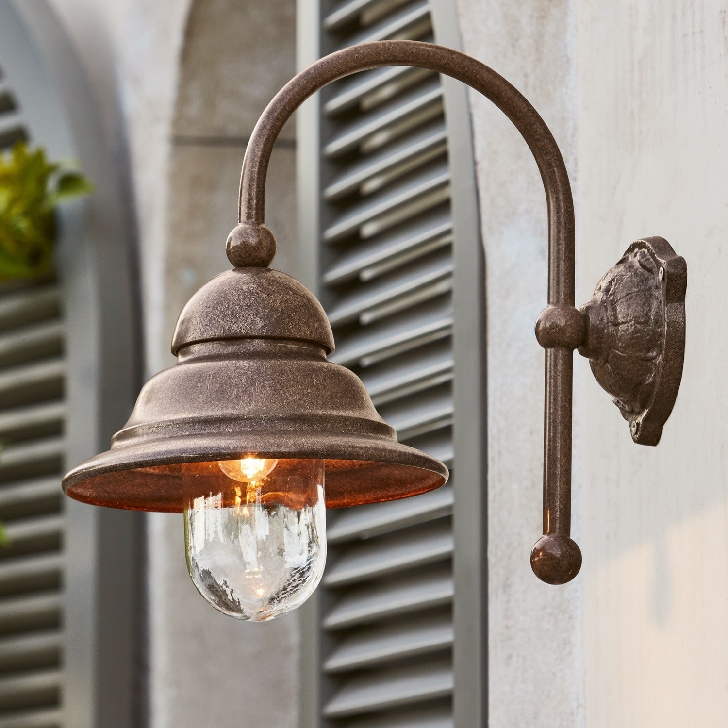 Lampada da parete per esterni Keela Applique esterna in metallo ruggine con vetro trasparente e luce LED calda per giardino o terrazza