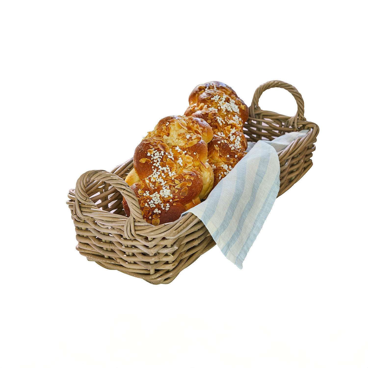 Cesto Balmis Cesto di vimini con due dolci brioche cosparse di mandorle e zucchero perlato