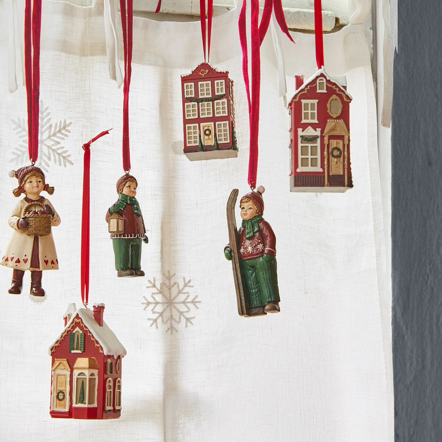 Set di 3 decorazioni da appendere Aravyn