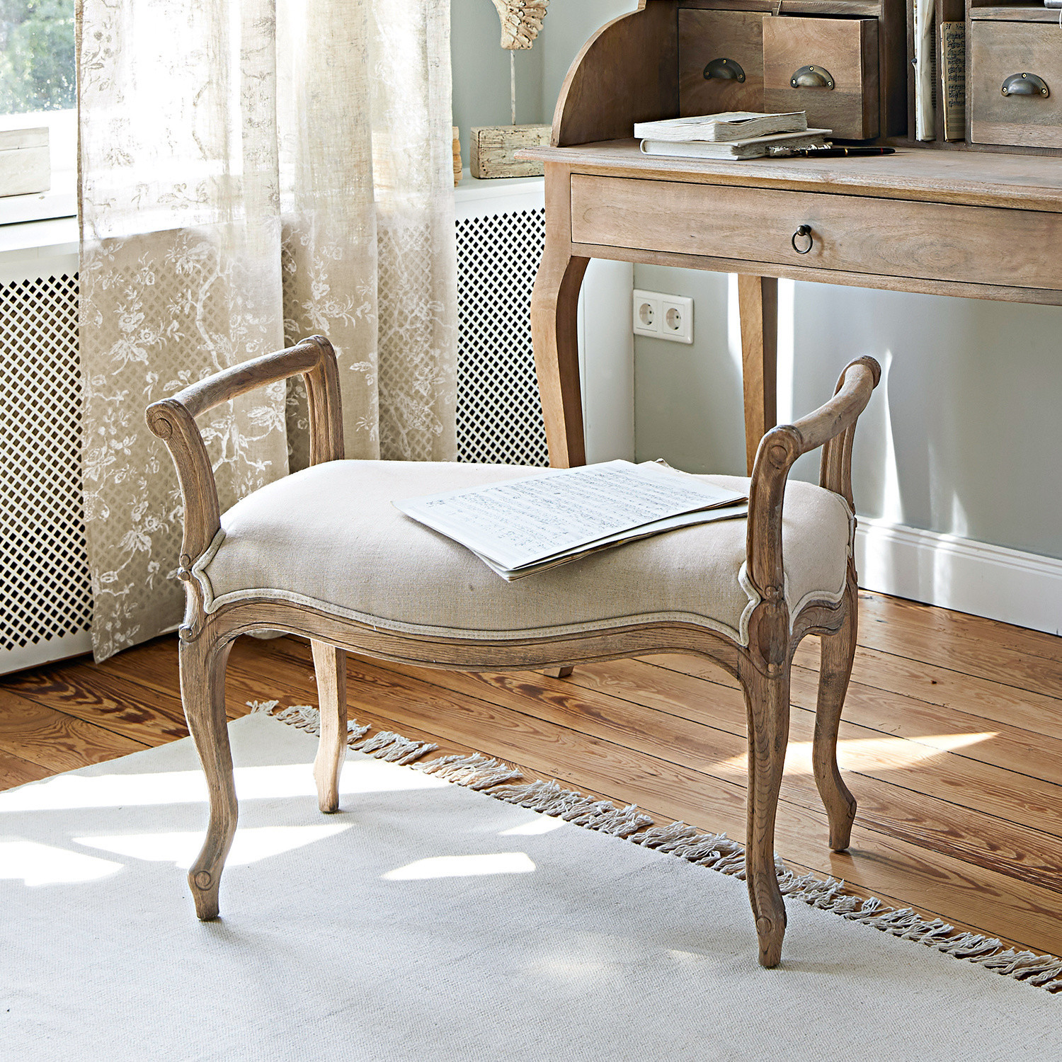 Panca Pierremont Panca in legno con imbottitura beige stile vintage per soggiorno o camera da letto