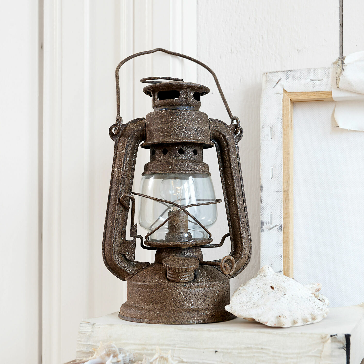 Lanterna a LED Oxcroft Lampada a petrolio in metallo marrone rustico per decorazione vintage d'interni