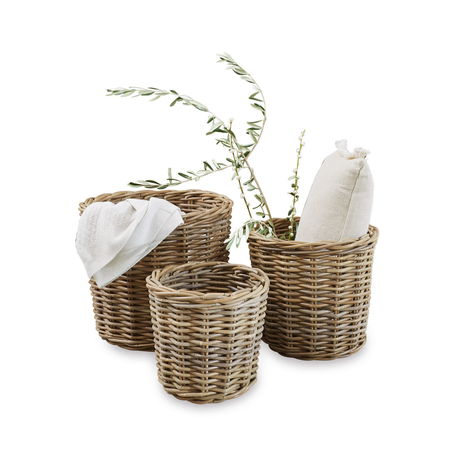 Set di 3 cesti Avar Set di tre cesti in vimini colore naturale per conservazione e decorazione d'interni
