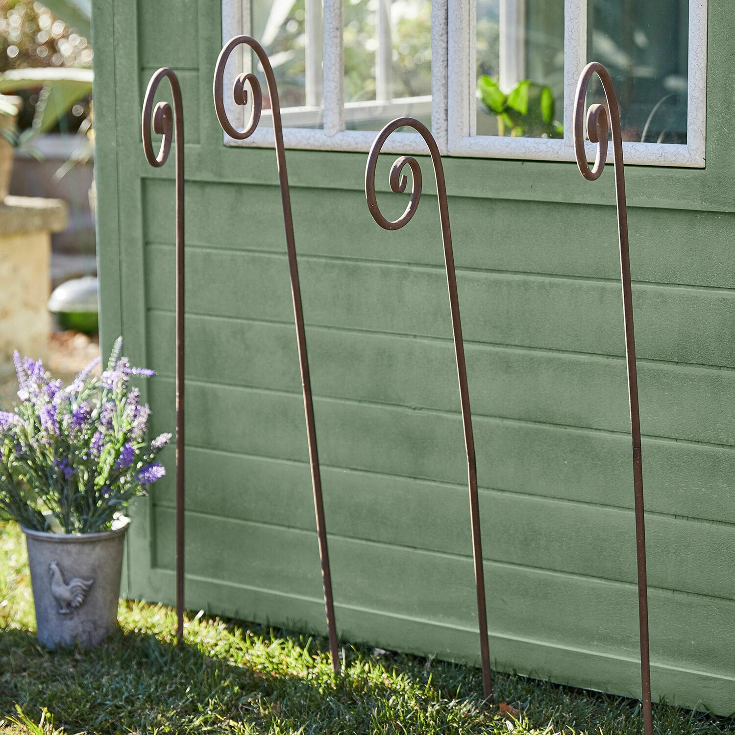 Set di 4 decorazioni ad asta per giardino Sornàs