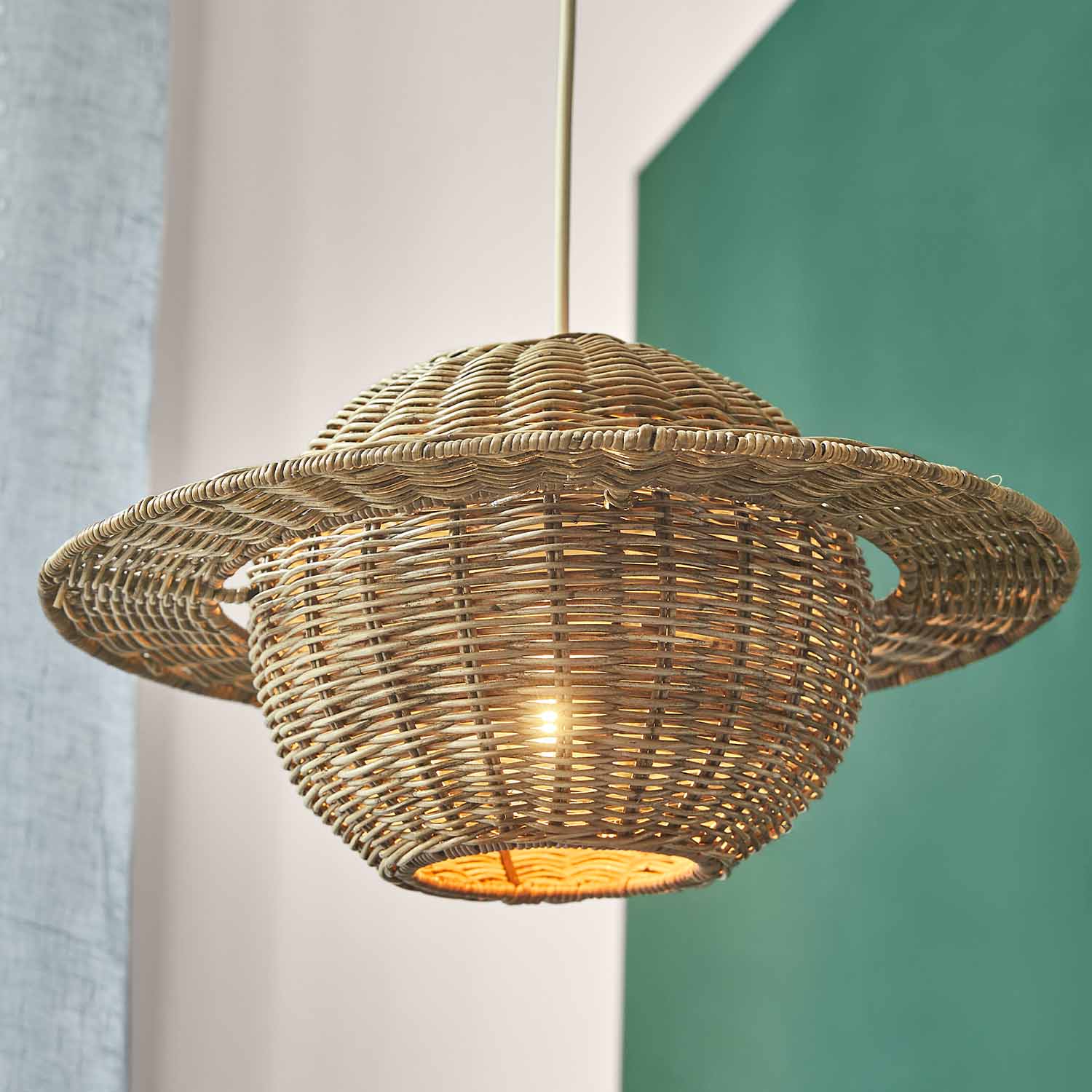 Lampada a sospensione in vimini naturale, luce decorativa da soffitto in stile boho per interni