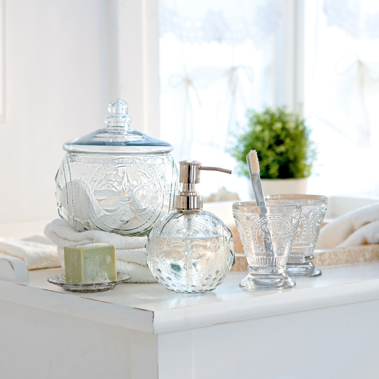 Set per bagno Luton Set bagno in vetro trasparente con dispenser e contenitore per sapone e spazzolino