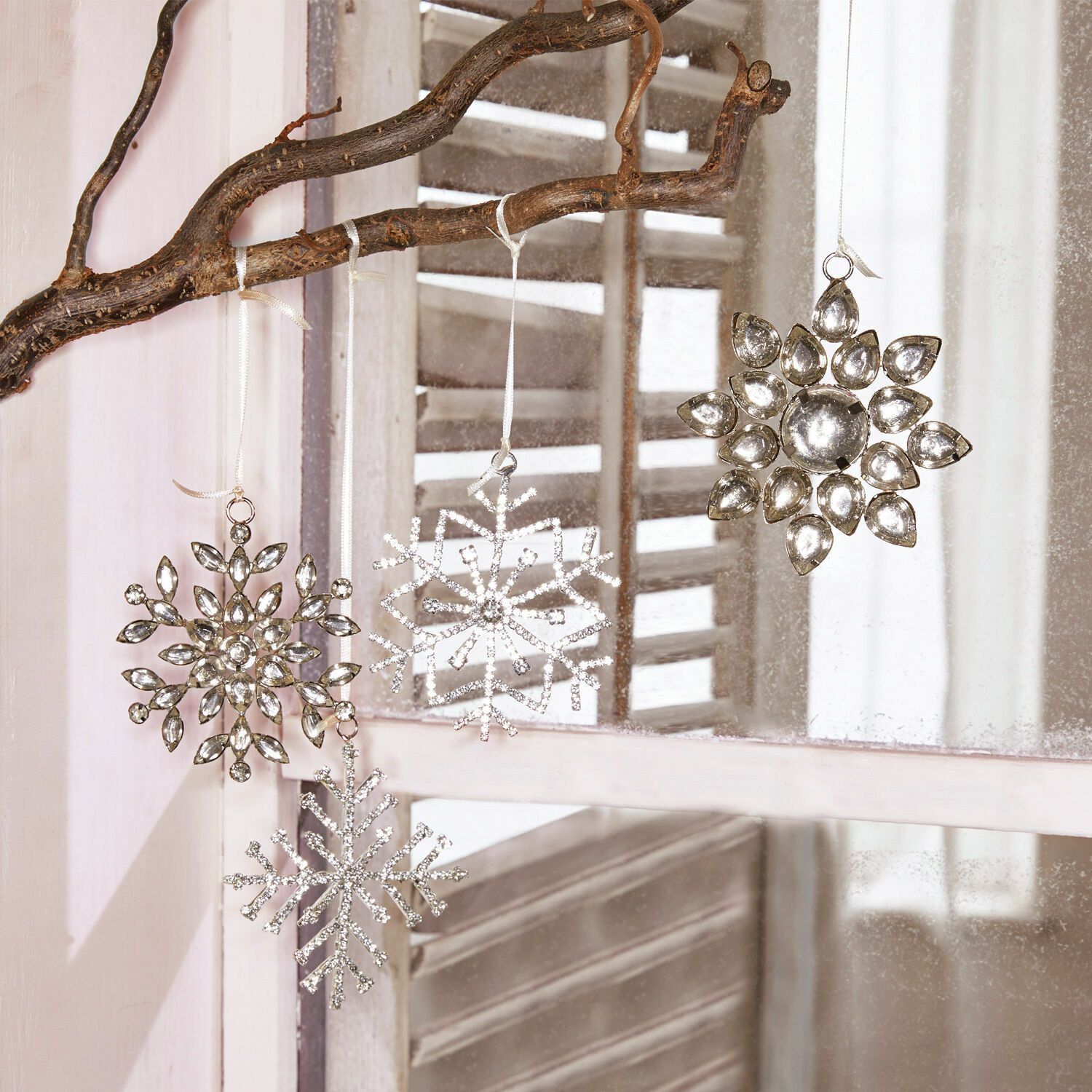 Set di 4 decorazioni da appendere Gnistras