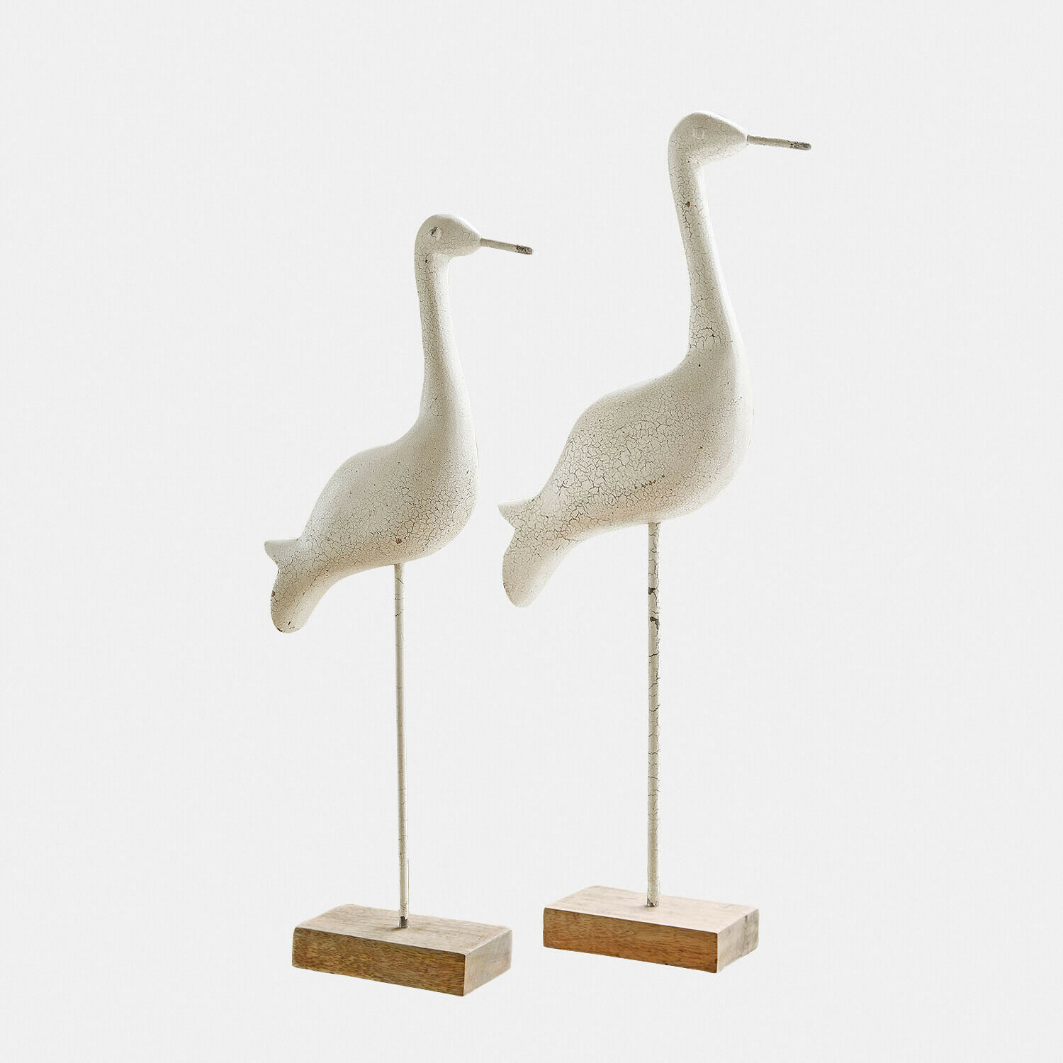 Figure decorative di uccelli bianche in legno e metallo su base, decorazione per interni e giardino