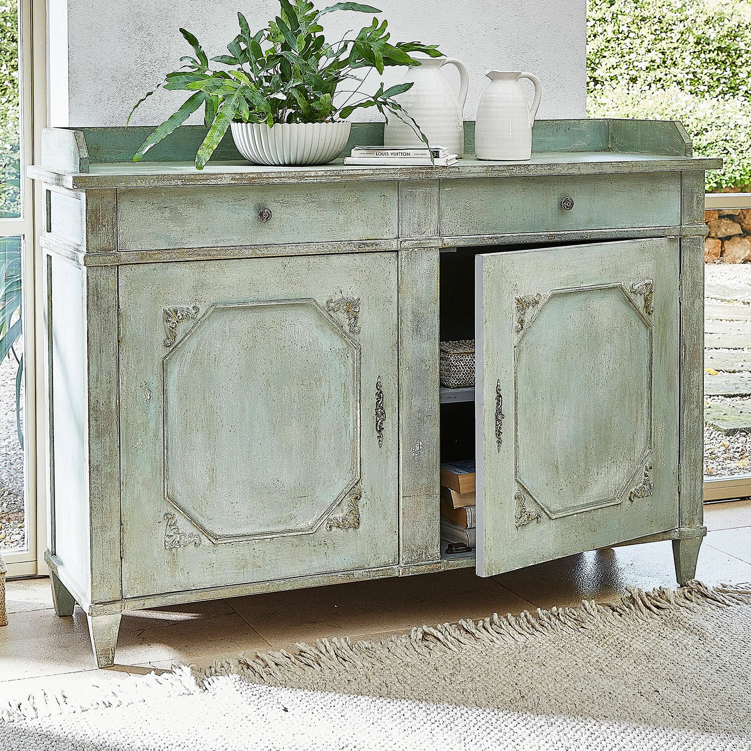 Comò Mervelique Credenza verde in legno con due cassetti e ante decorative in stile vintage per riporre