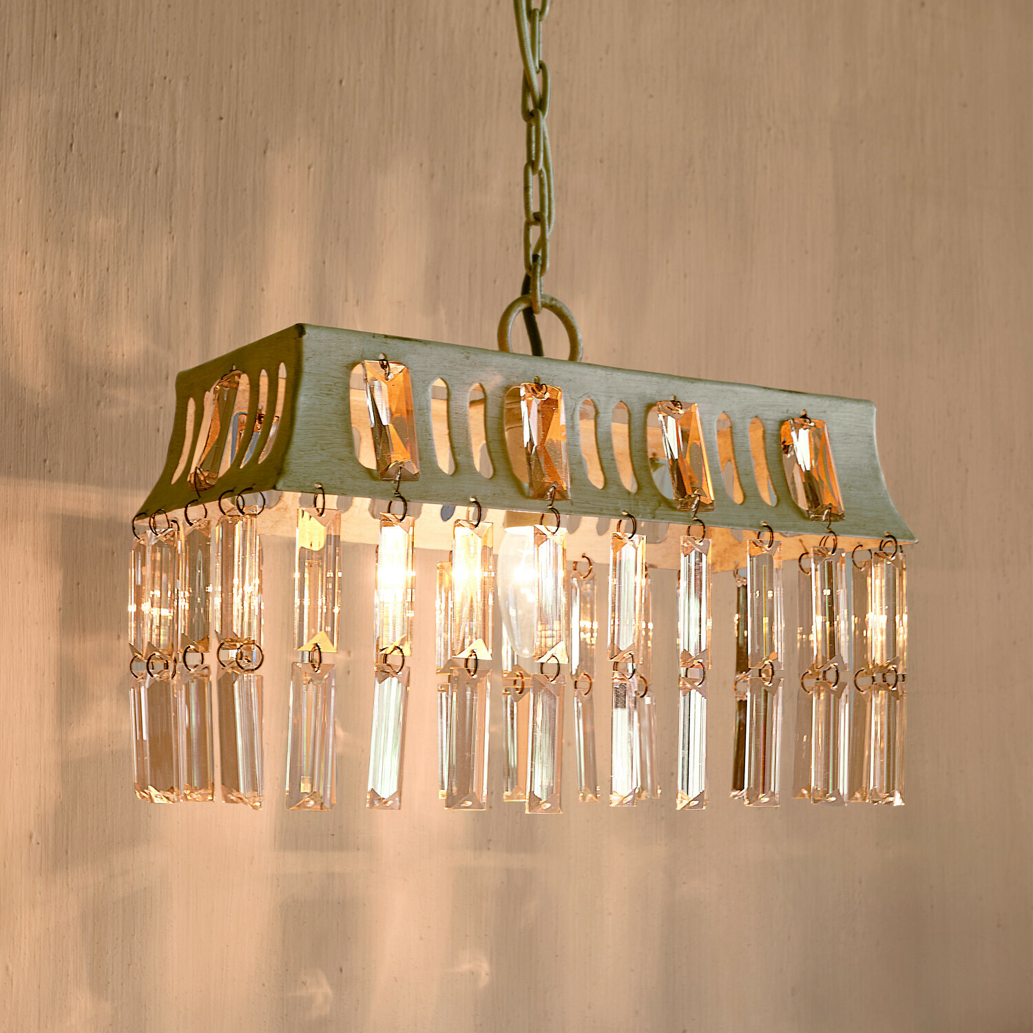 Lampadario Ocean Lampada a sospensione con struttura in metallo e pendenti in cristallo trasparente, luce decorativa