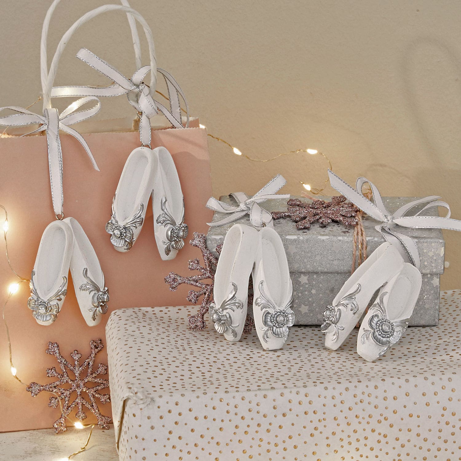 Set di 4 decorazioni da appendere Sindlas