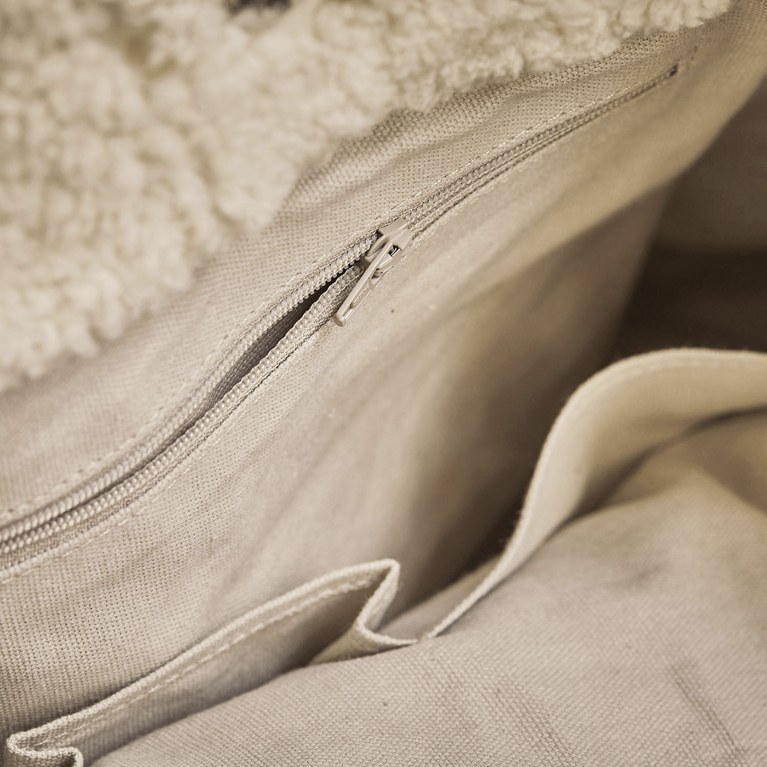 Borsa Tarvin