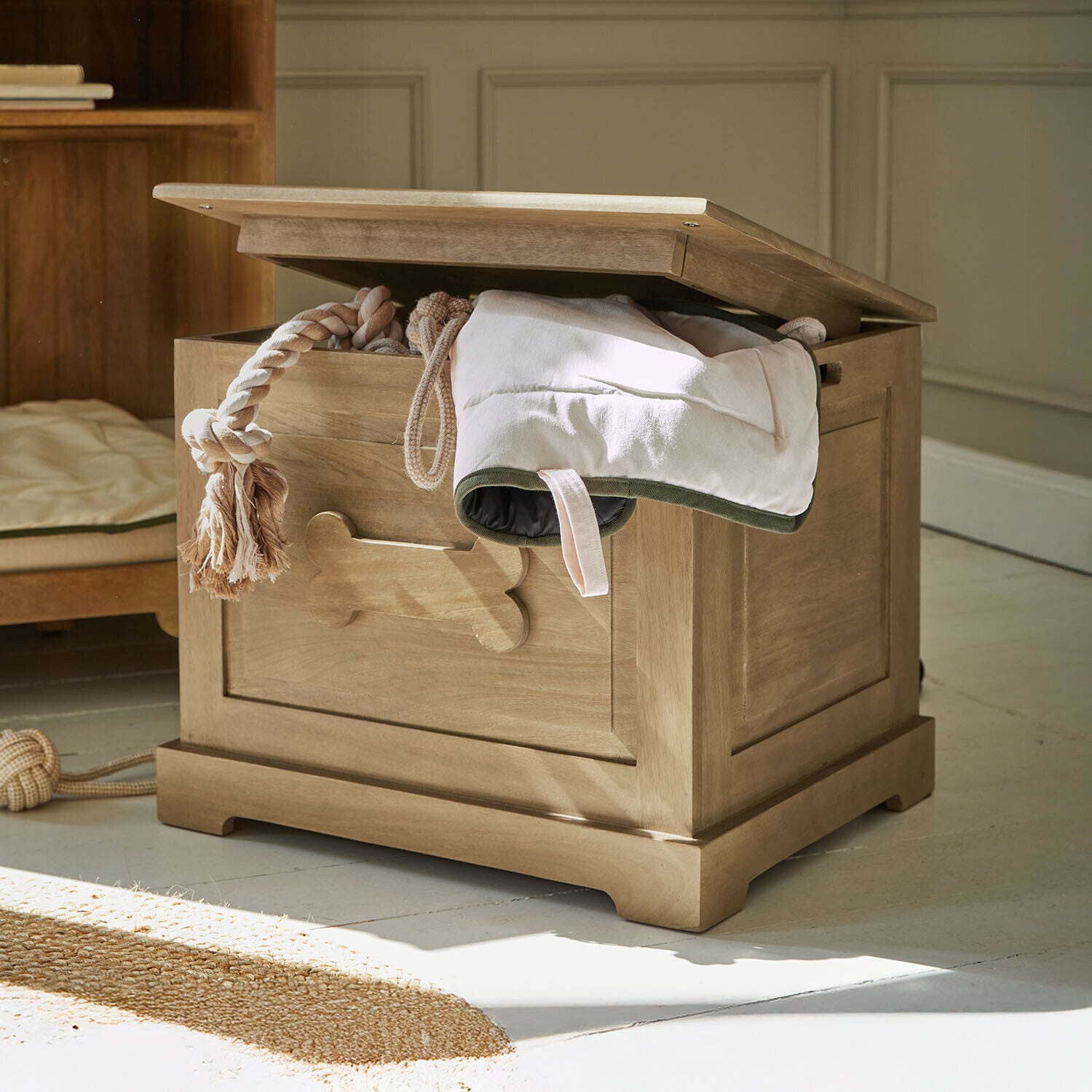Petto Alourine Cassapanca in legno naturale con motivo osso per riporre giocattoli e accessori per cani, pratica soluzione