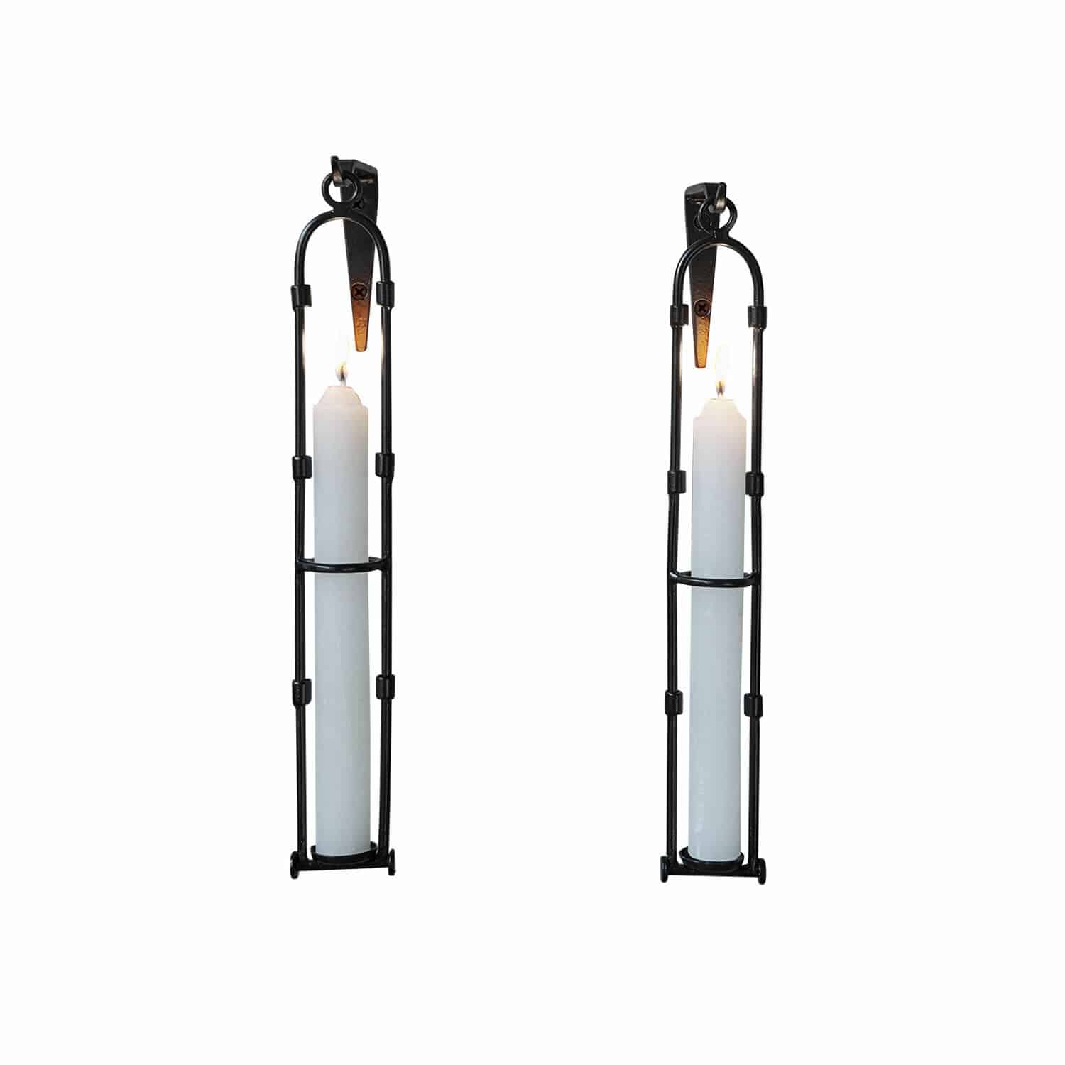 Coppia di portacandele da parete Vivendas Coppia di portacandele da parete in metallo nero con candele bianche, decorazione e illuminazione