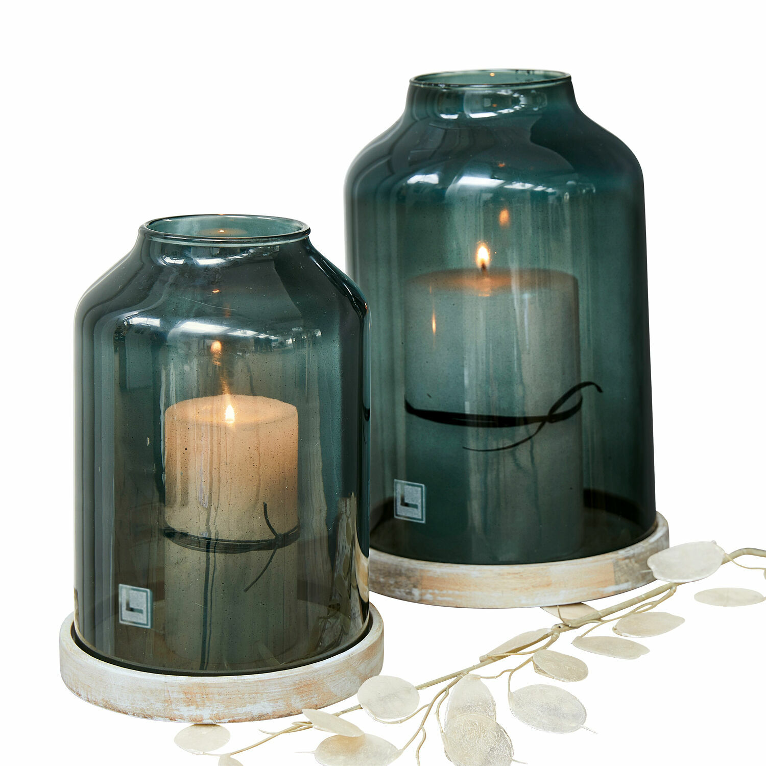 Coppia di portacandele Heavenly Set di due lanterne in vetro verde con base in legno, decorazione elegante per interni